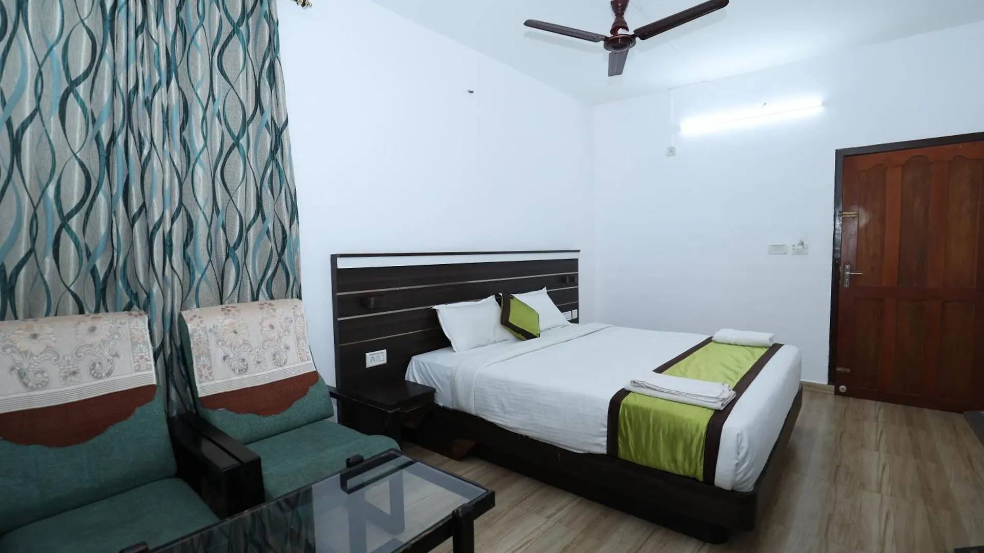 Lazo Golden Valley Resort , Муннар