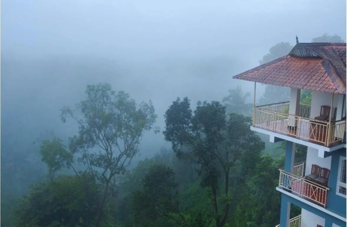 Lazo Golden Valley Resort , Munnar Hotel